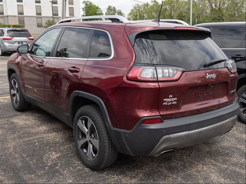 Used 2019 Jeep Cherokee Limited w/ Luxury Group AWD/4WD image 5