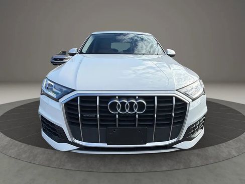 Used 2021 Audi Q7 3.0T Premium AWD/4WD image 2