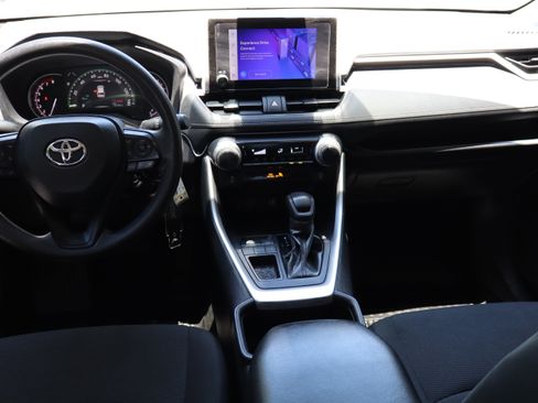 Used 2024 Toyota RAV4 LE FWD image 22