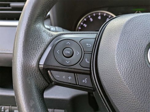 Used 2019 Toyota RAV4 XLE w/ Convenience Package image 27