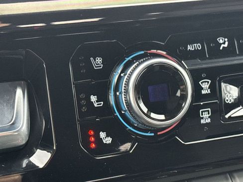 New 2026 GMC Sierra 1500 AT4 w/ Technology Package image 27