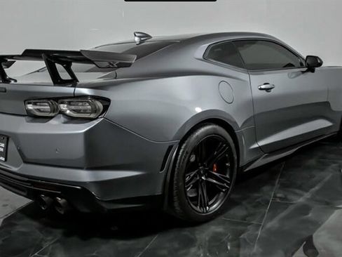 Used 2020 Chevrolet Camaro ZL1 image 11