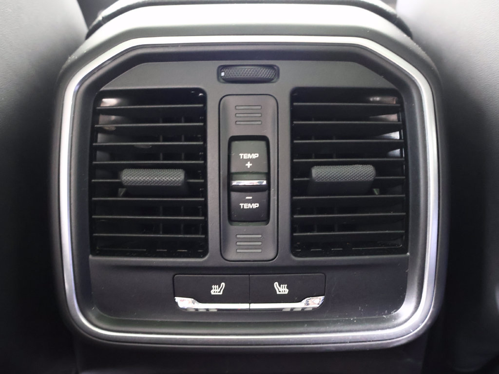 Certified 2025 Porsche Macan S w/ Premium Package Plus AWD/4WD image 12