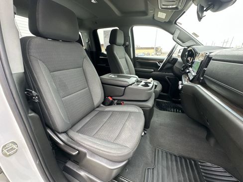 Used 2023 GMC Sierra 1500 Elevation image 27