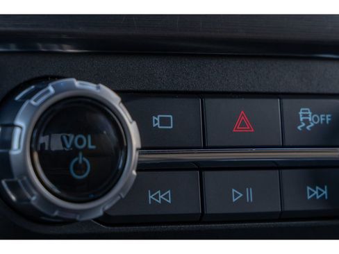 Used 2025 Ford F350 Lariat image 26