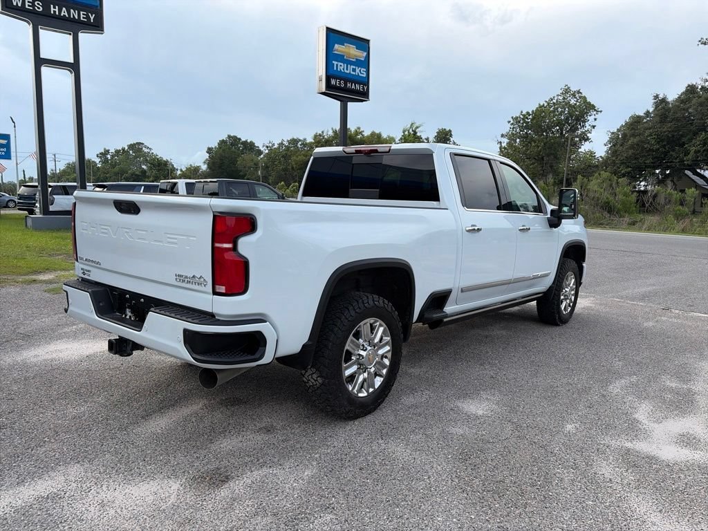 New 2026 Chevrolet Silverado 2500 High Country w/ High Country Premium Package AWD/4WD image 9