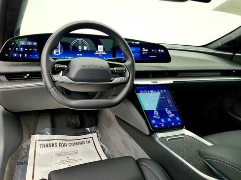 Used 2024 Lucid Air Pure image 11