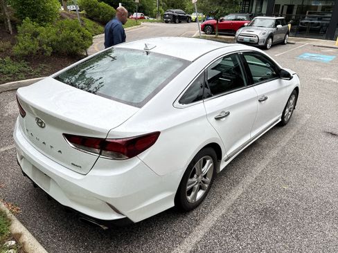 Used 2018 Hyundai Sonata Sport w/ Cargo Package FWD image 5
