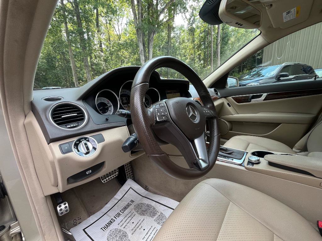 Used 2012 Mercedes-Benz C 300 4MATIC Sedan image 16
