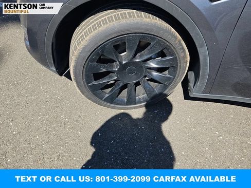 Used 2023 Tesla Model Y Long Range AWD/4WD image 2