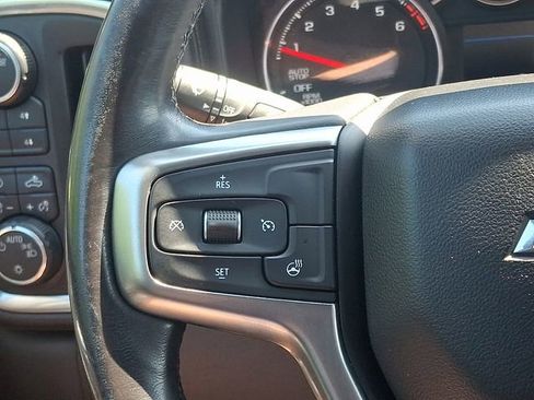 Used 2019 Chevrolet Silverado 1500 LT Trail Boss w/ Convenience Package AWD/4WD image 25
