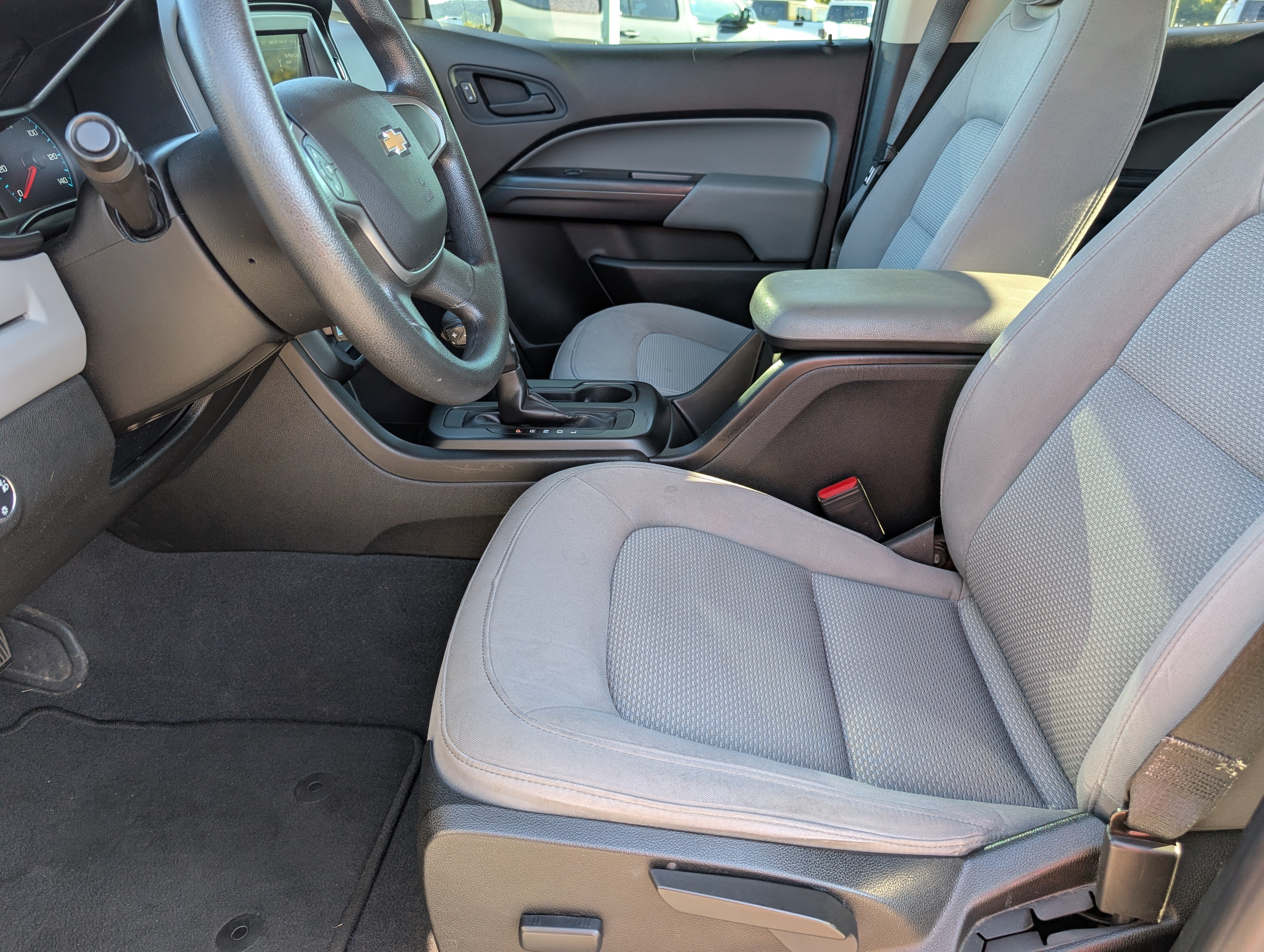 Used 2019 Chevrolet Colorado W/T w/ WT Convenience Package RWD image 12