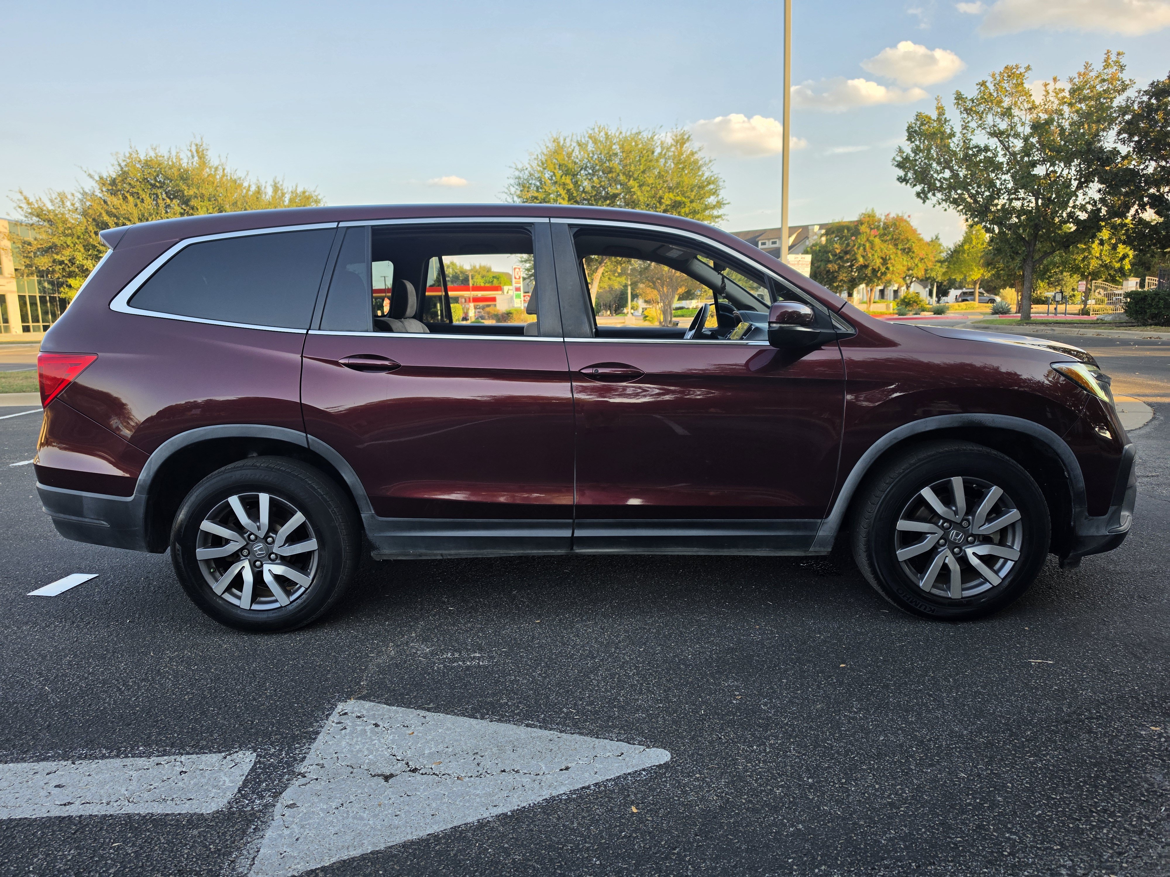 Used 2019 Honda Pilot EX image 8