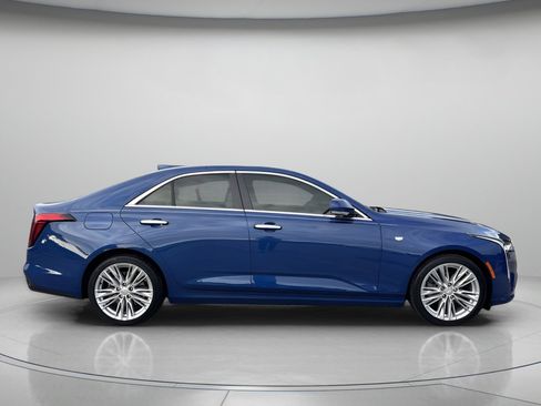 Used 2023 Cadillac CT4 Premium Luxury image 2