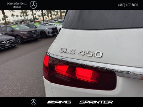 Certified 2025 Mercedes-Benz GLS 450 4MATIC image 5