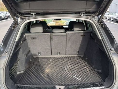 Certified 2025 Audi Q5 Premium w/ Convenience Package image 6