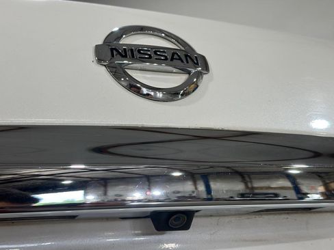 Used 2011 Nissan Maxima 3.5 SV w/ Premium Pkg FWD image 38