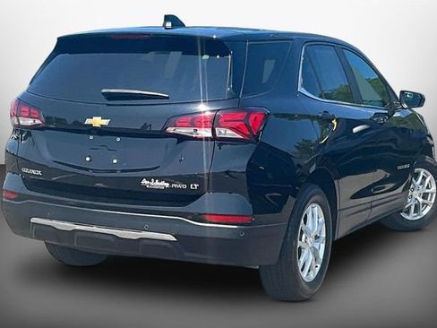 Used 2024 Chevrolet Equinox LT AWD/4WD image 2