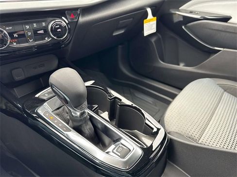 New 2025 Chevrolet Trax LT w/ Driver Confidence Package image 25