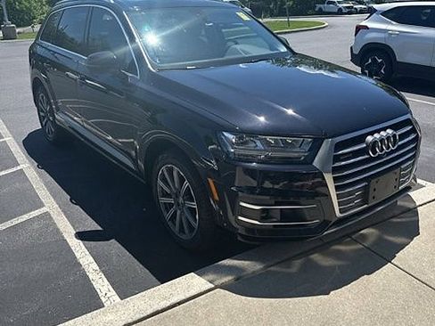 Used 2019 Audi Q7 3.0T Premium Plus w/ Premium Plus Package AWD/4WD image 5