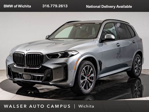New 2026 BMW X5 xDrive40i w/ M Sport Package AWD/4WD image 1