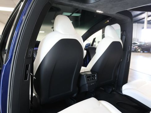 Used 2020 Tesla Model X AWD/4WD image 46