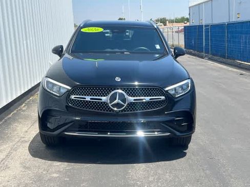 Used 2026 Mercedes-Benz GLC 300 image 2