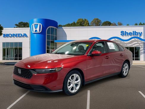Used 2024 Honda Accord LX image 4