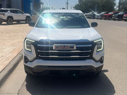 Used 2026 GMC Terrain Elevation AWD/4WD image 2