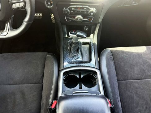 Used 2018 Dodge Charger R/T Scat Pack RWD image 20