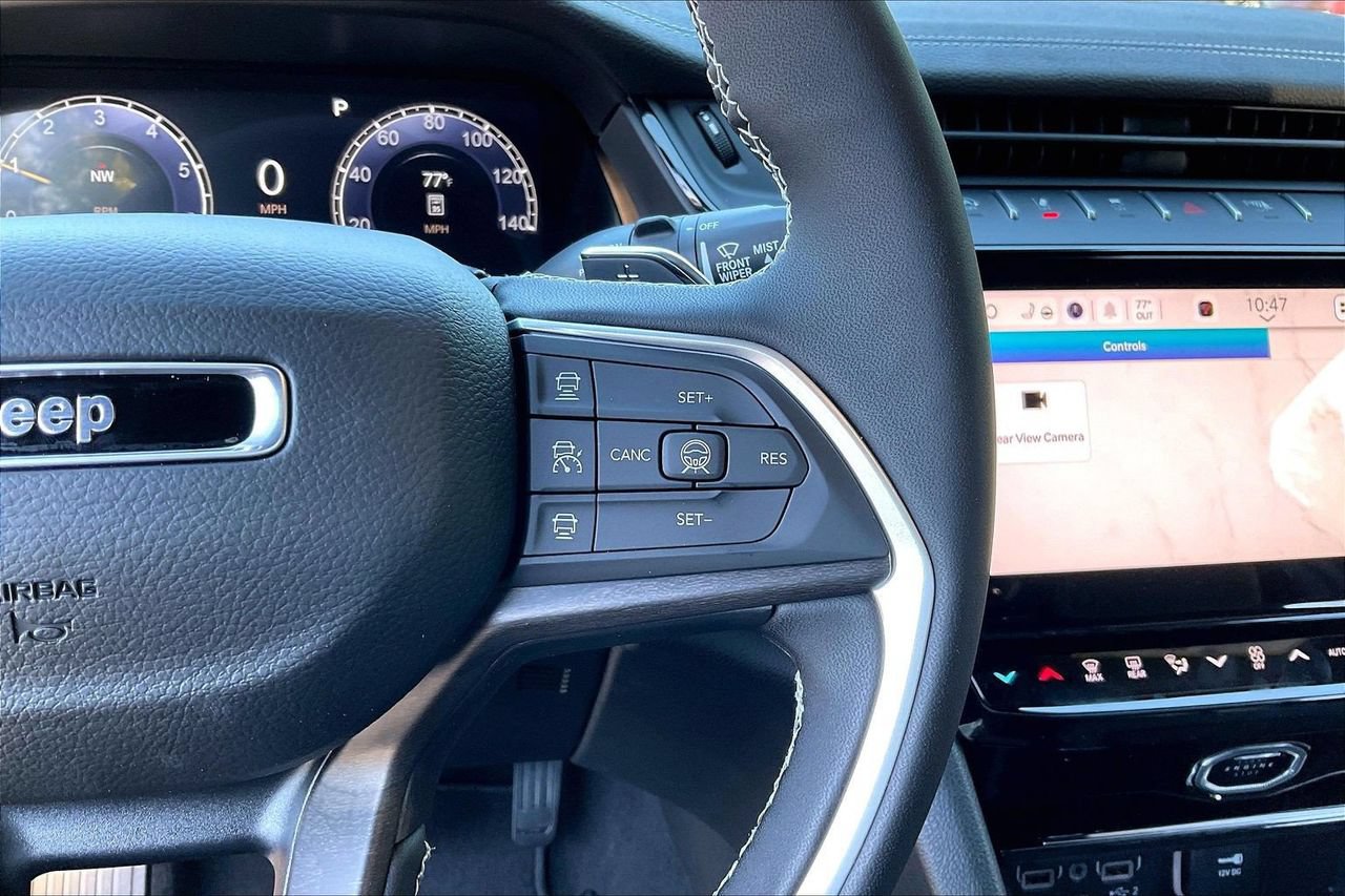 New 2027 Jeep Grand Cherokee Altitude AWD/4WD image 25