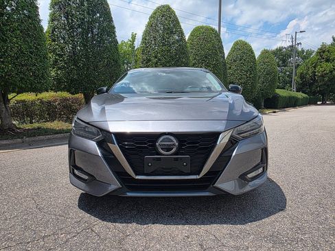 Used 2021 Nissan Sentra SR w/ SR Premium Package FWD image 8