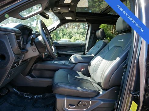 Used 2023 Ford Expedition Max Platinum AWD/4WD image 16