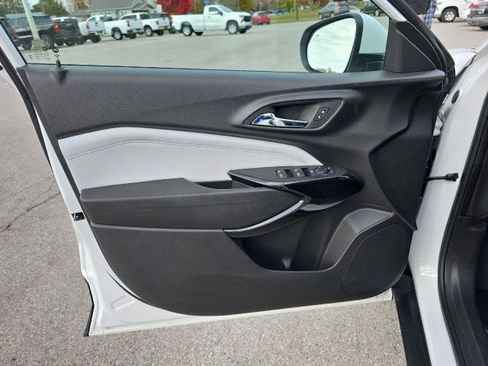 Used 2024 Chevrolet Trax LT w/ Driver Confidence Package image 15