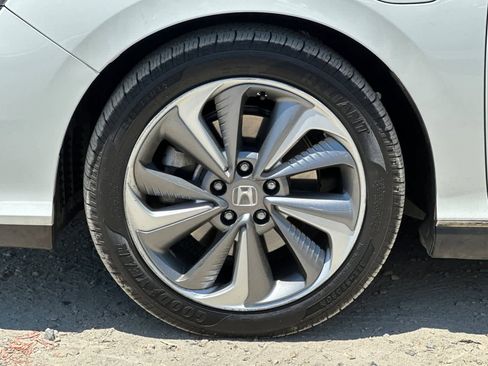 Used 2019 Honda Clarity Plug-In Hybrid image 27