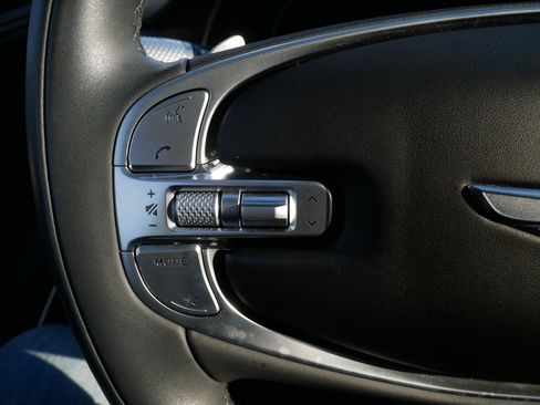 Used 2024 Genesis GV80 3.5T w/ Prestige Package image 18