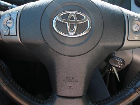Used 2007 Toyota RAV4 Limited image 14