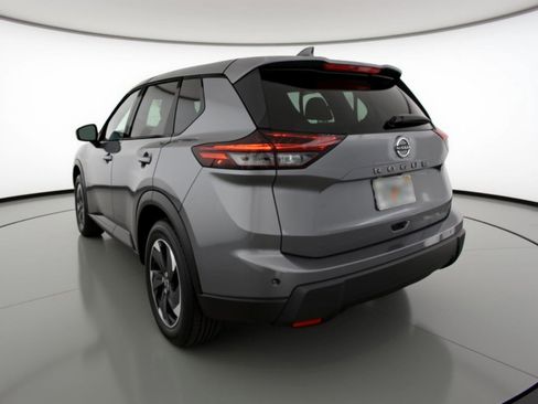 Used 2025 Nissan Rogue SV FWD image 6