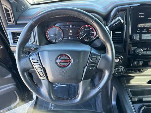 Used 2024 Nissan Titan PRO-4X image 15