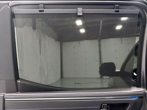 Used 2024 Toyota Tundra Platinum AWD/4WD image 43