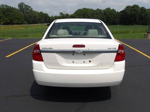 Used 2004 Chevrolet Malibu LS FWD image 4
