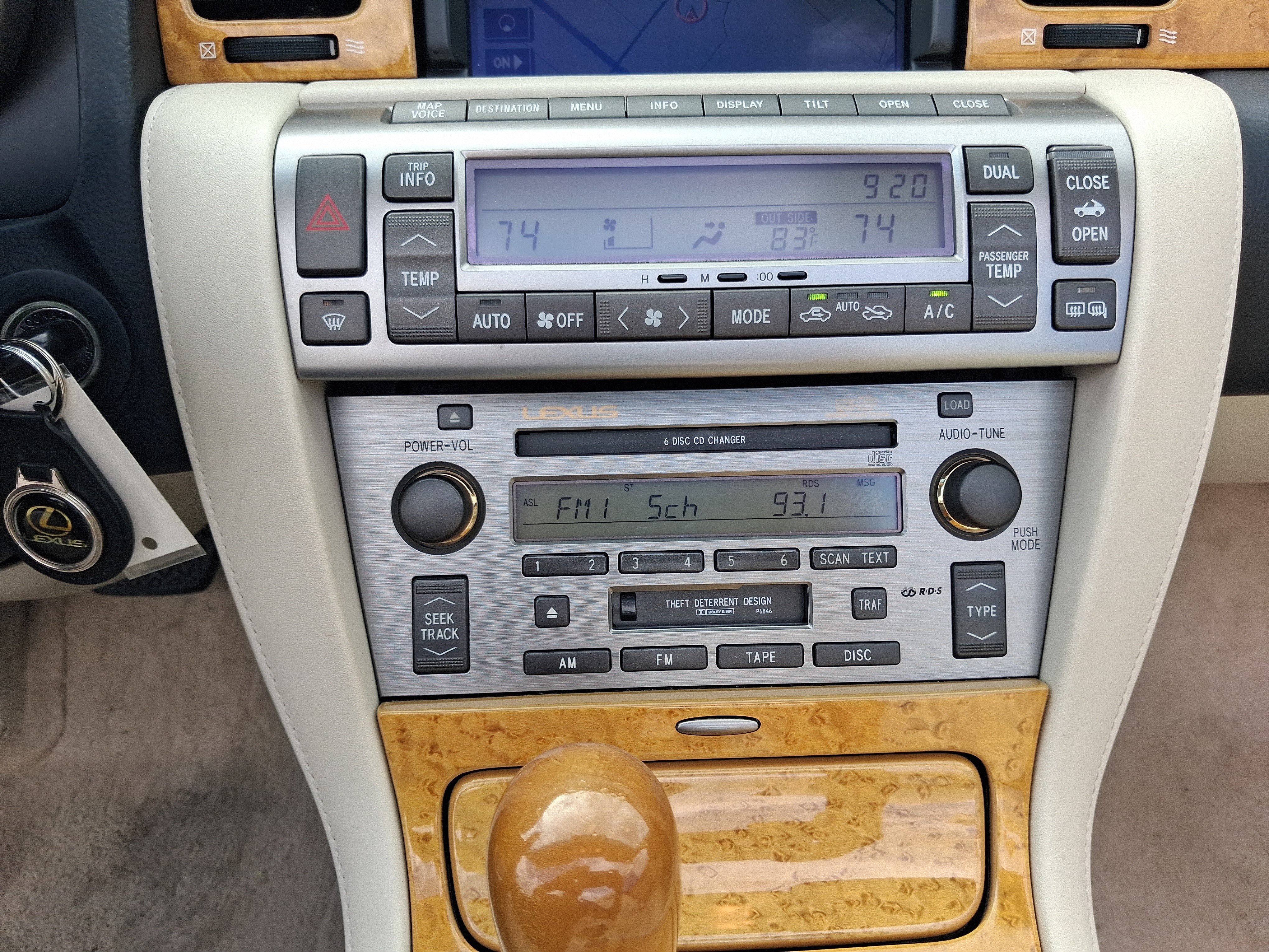 Used 2005 Lexus SC 430 Convertible RWD image 20