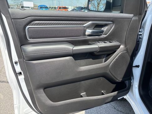 New 2026 RAM 1500 4x4 Crew Cab image 8