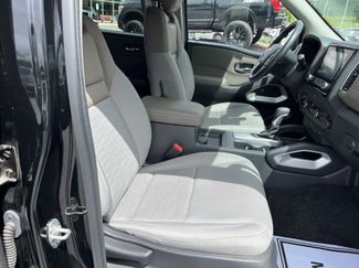 Used 2022 Nissan Frontier SV AWD/4WD video 3