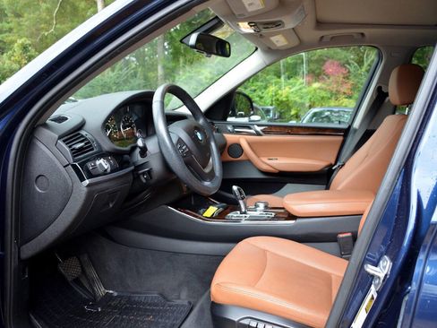 Used 2017 BMW X3 xDrive28i image 10