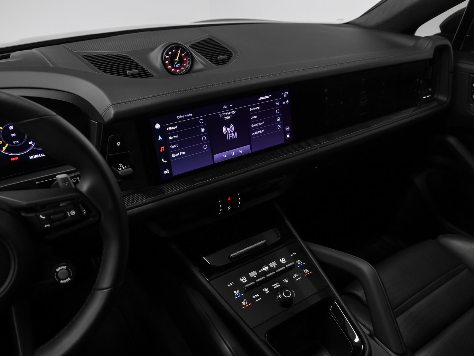 Certified 2024 Porsche Cayenne Turbo GT AWD/4WD image 42