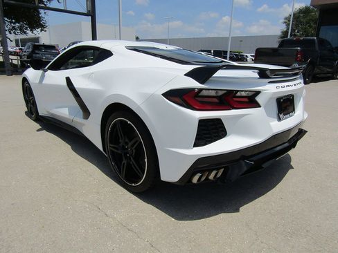 Used 2024 Chevrolet Corvette Stingray Coupe w/ Z51 Performance Package RWD image 7