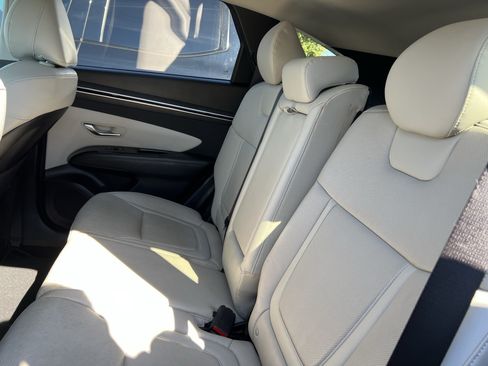 Used 2022 Hyundai Tucson Limited AWD/4WD image 34