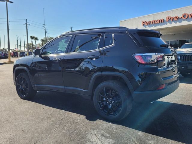 Used 2026 Jeep Compass Latitude AWD/4WD image 5
