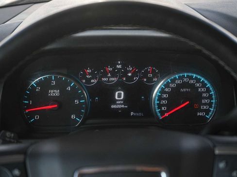 Used 2019 GMC Yukon XL Denali image 21